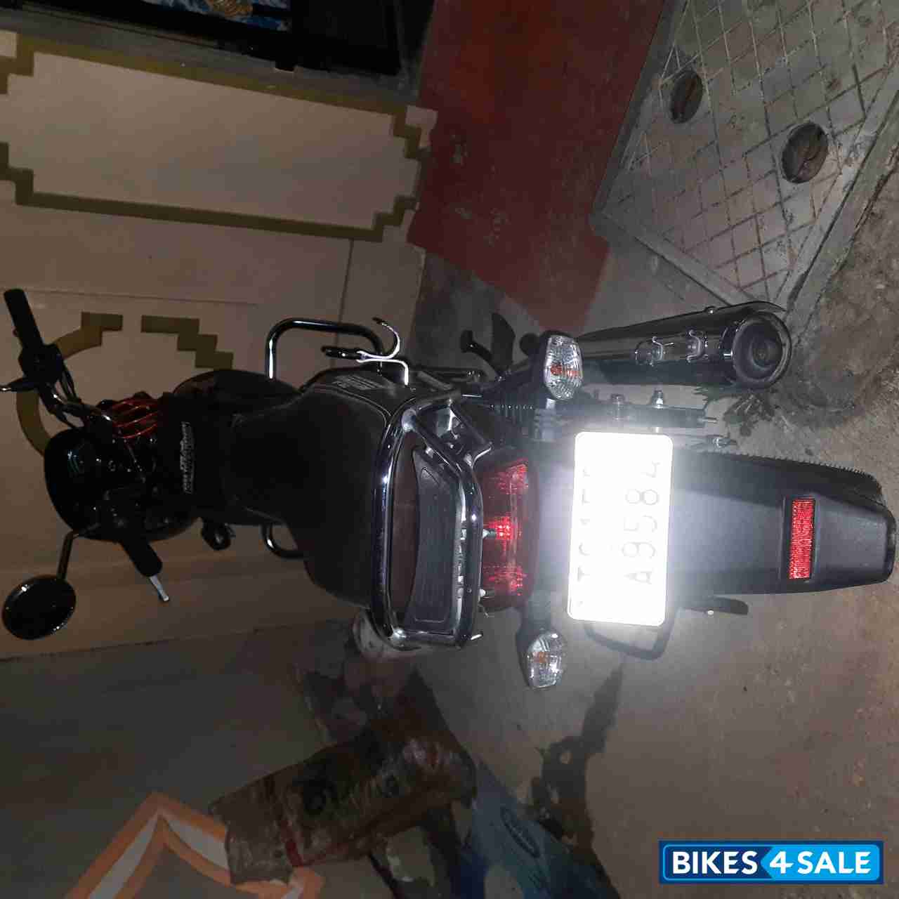 Black TVS Radeon BS6