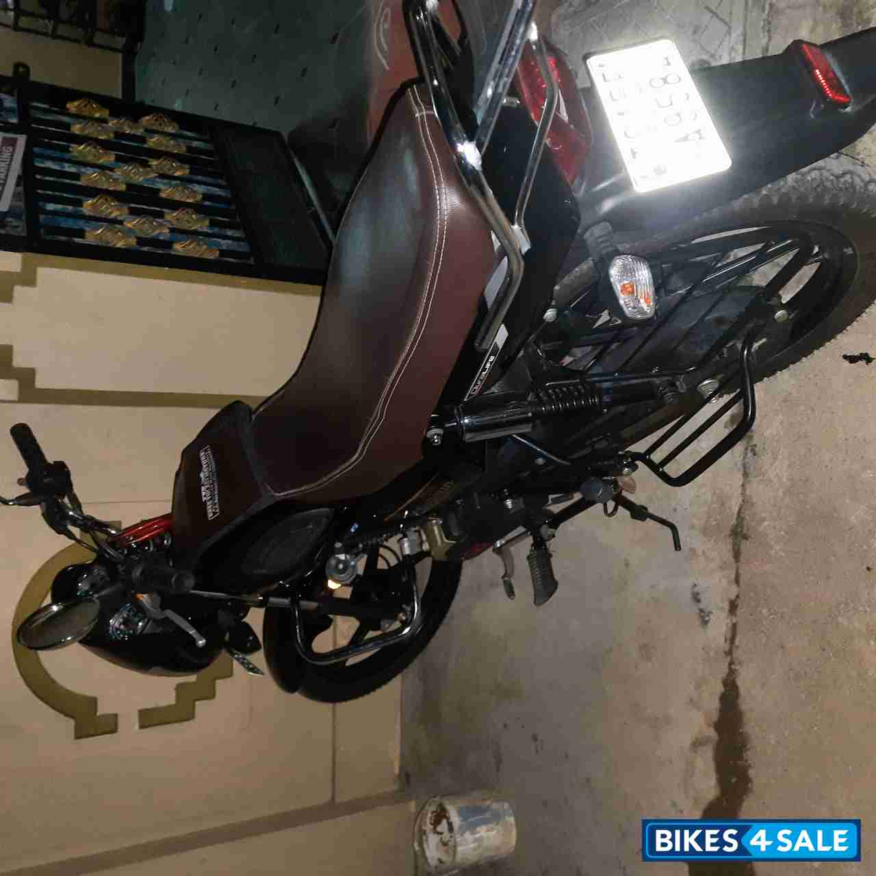 Black TVS Radeon BS6