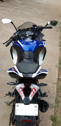 Bajaj Pulsar RS 200 ABS