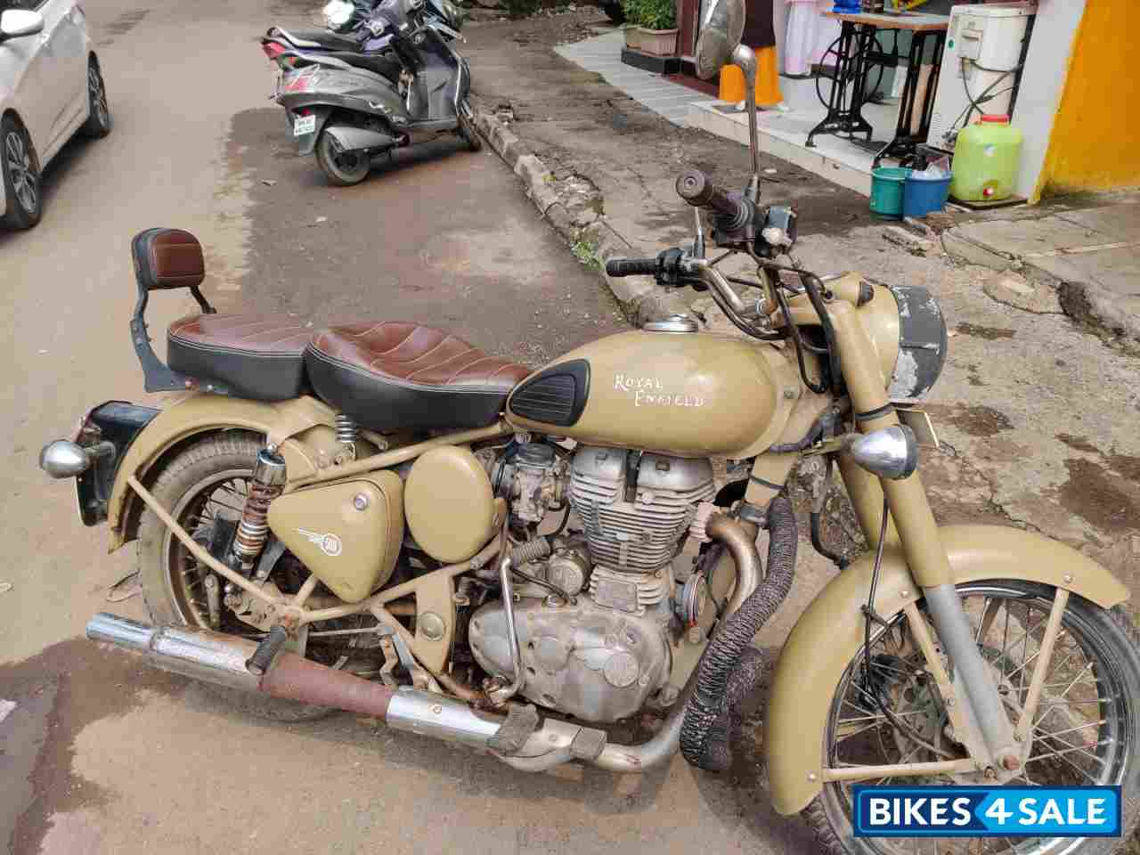 Royal Enfield Classic Desert Storm