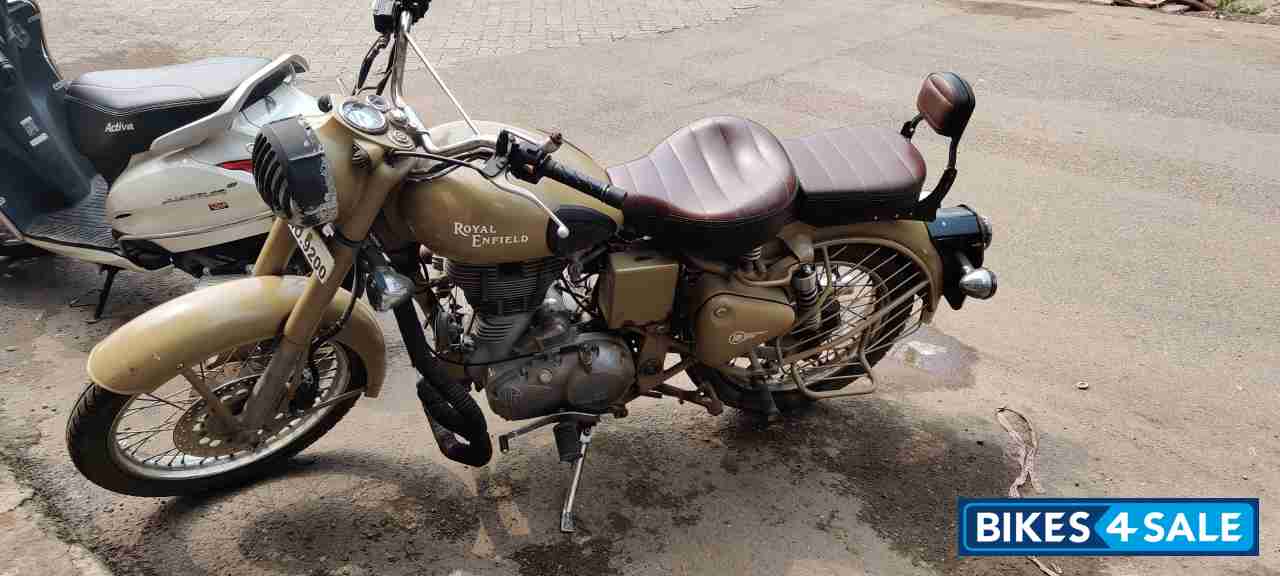 Royal Enfield Classic Desert Storm