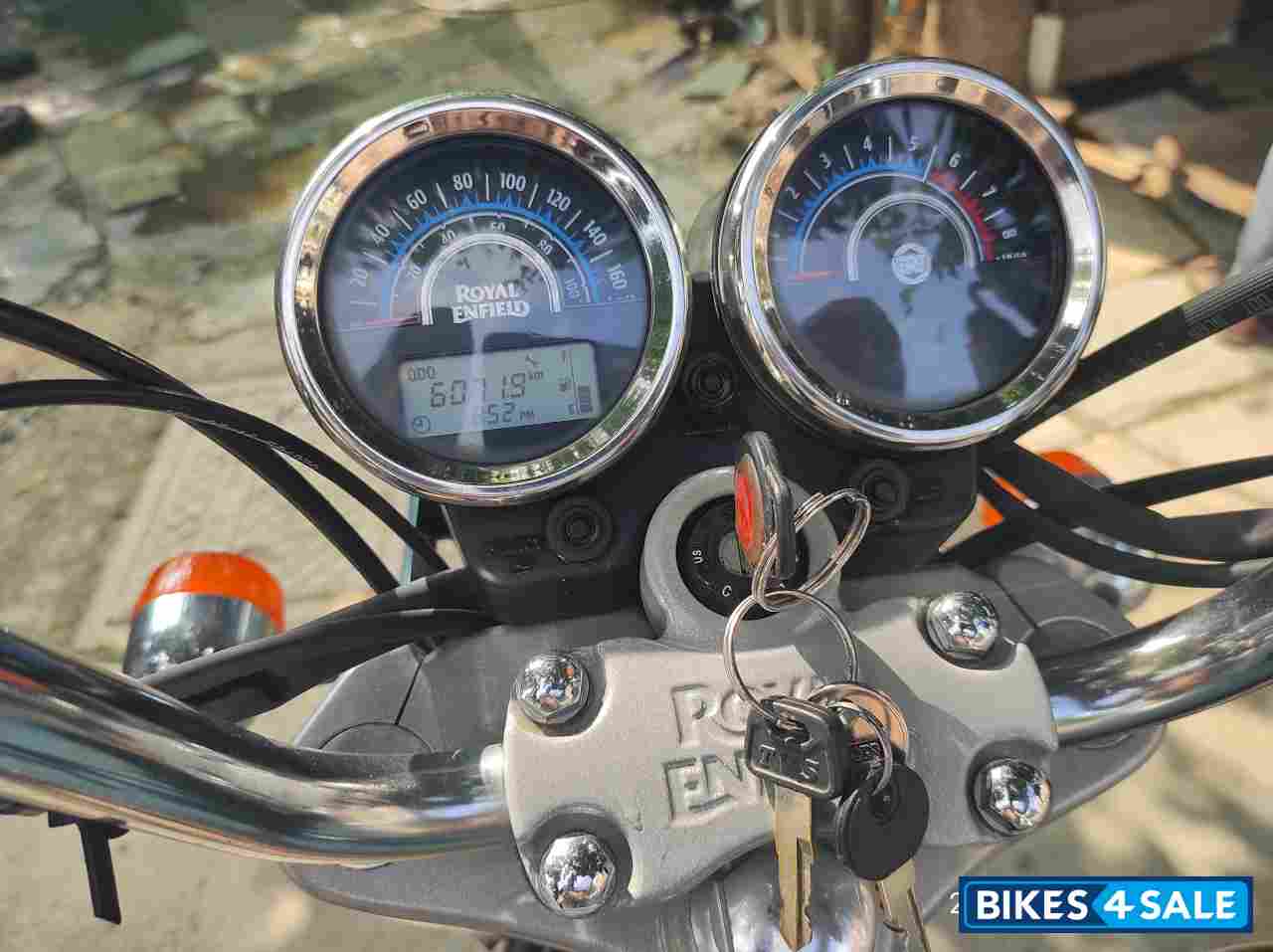 Asphalt Royal Enfield Thunderbird 500