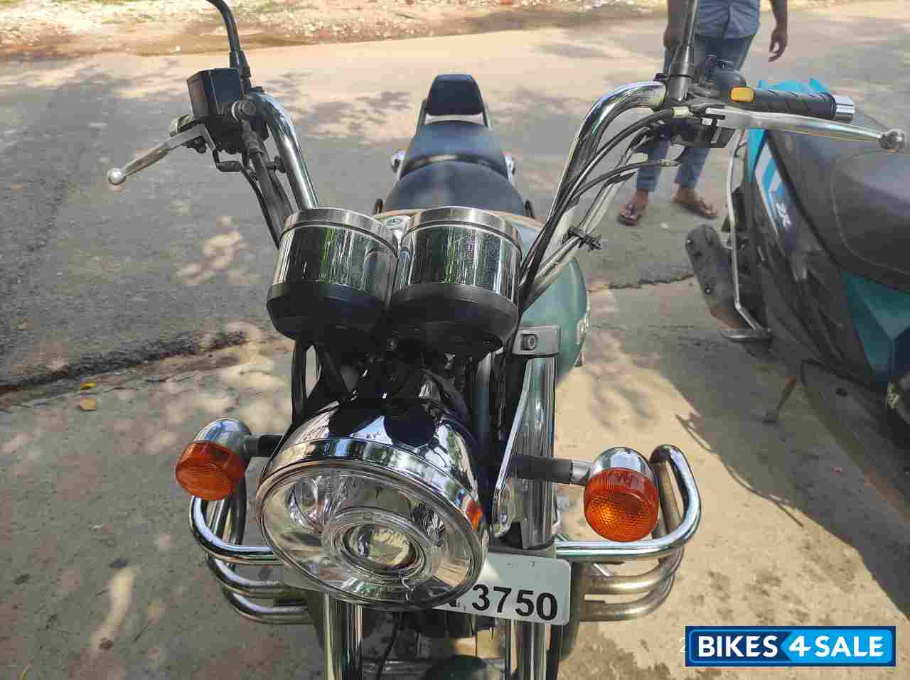 Asphalt Royal Enfield Thunderbird 500