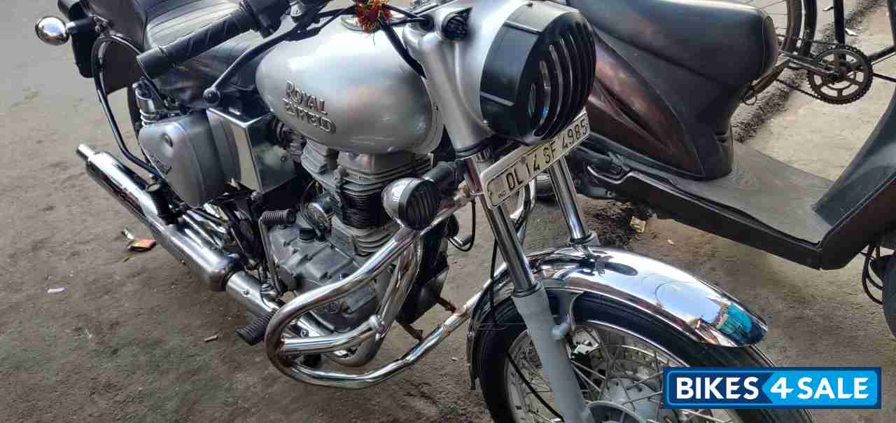 Silver Royal Enfield Bullet Electra