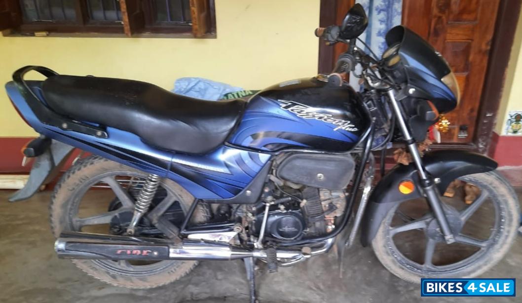 Black-blue Hero Passion Plus