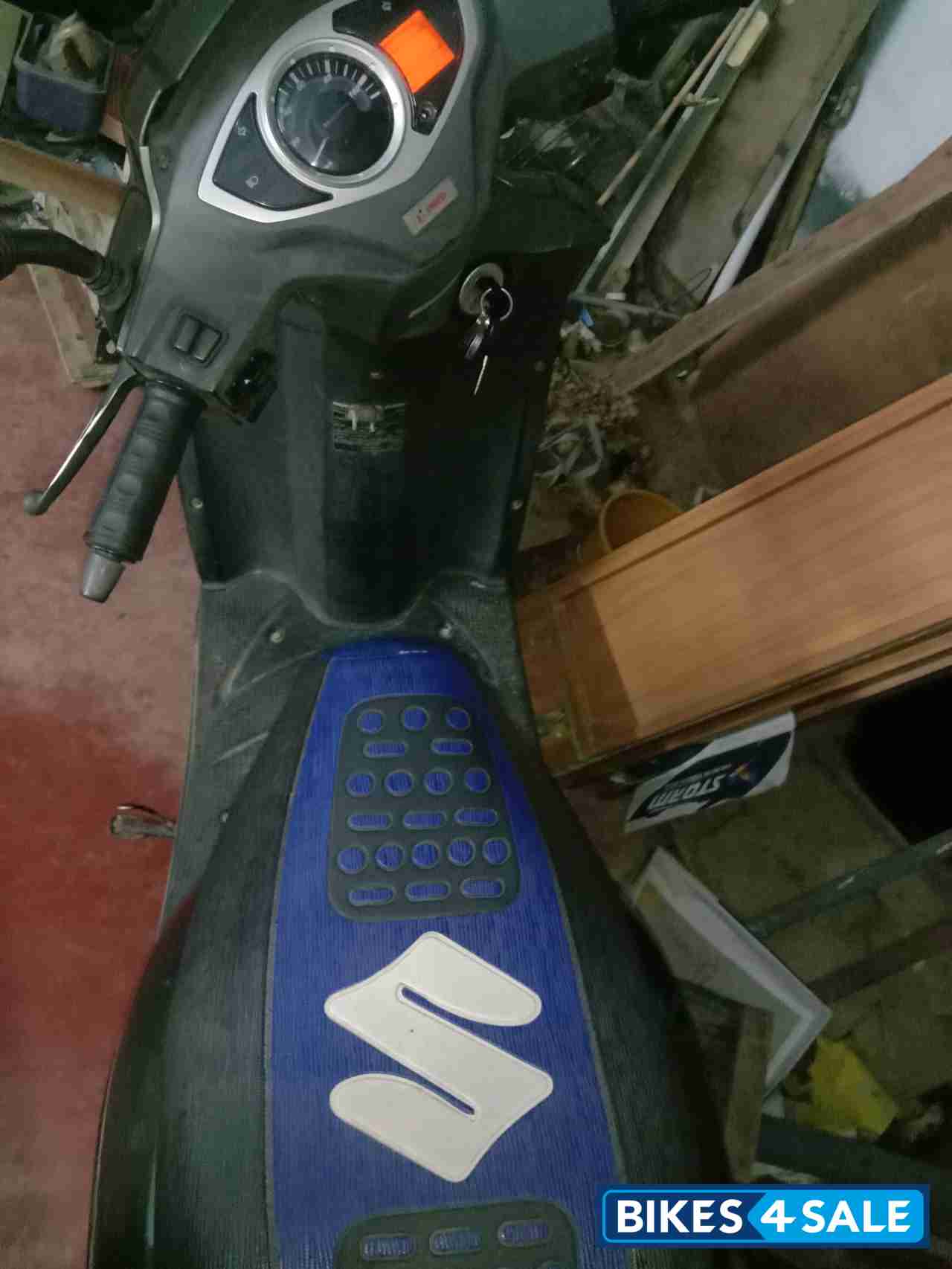 Dark Green Hero Maestro