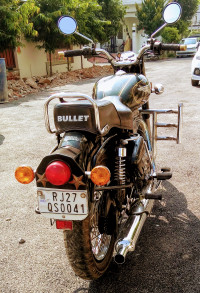Forest Green Royal Enfield Bullet Standard 500