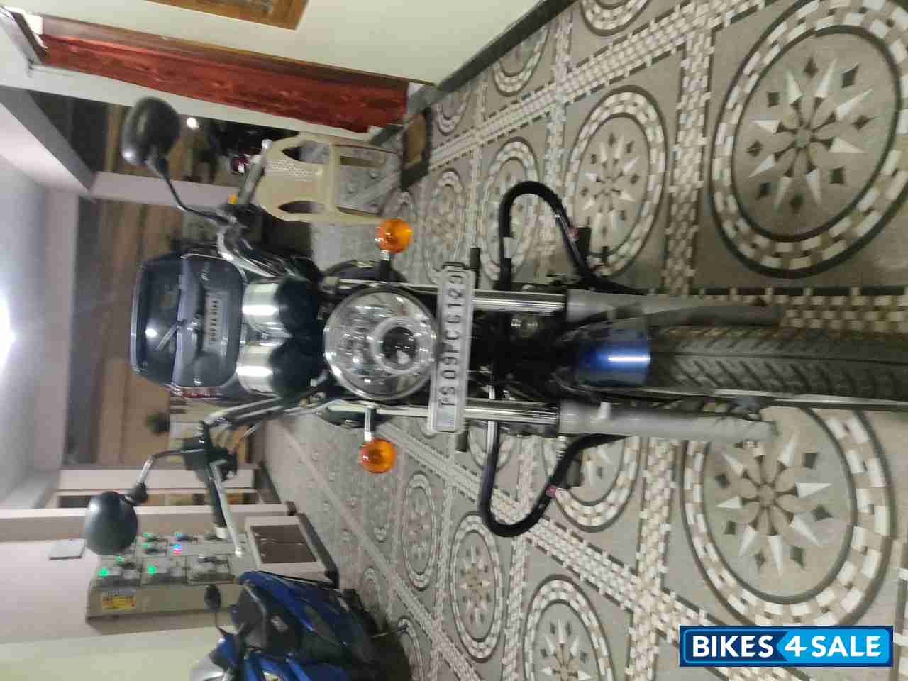 Marine Blue Royal Enfield Thunderbird 350