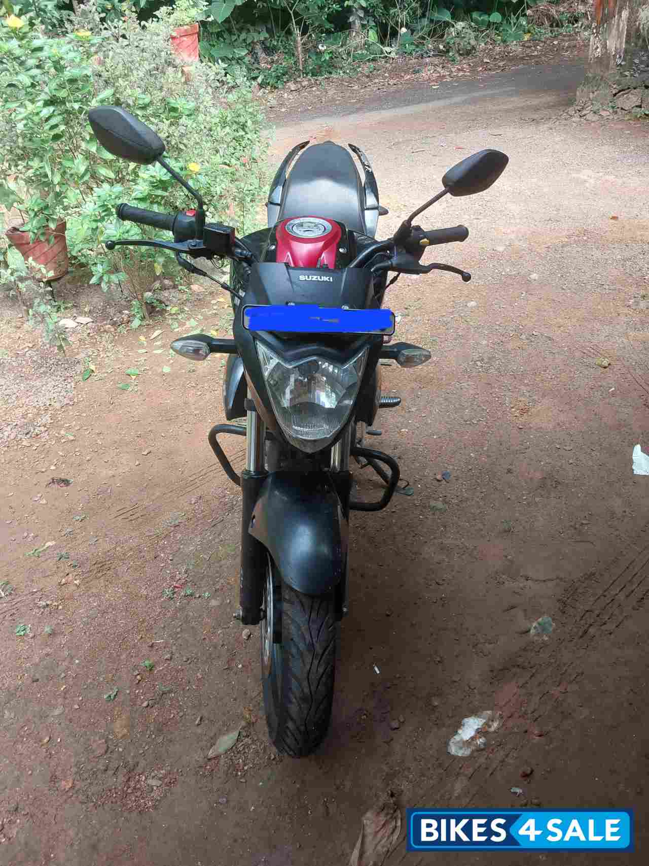 Red And Black Suzuki Gixxer 150 Red And Black Suzuki Gixxer 150