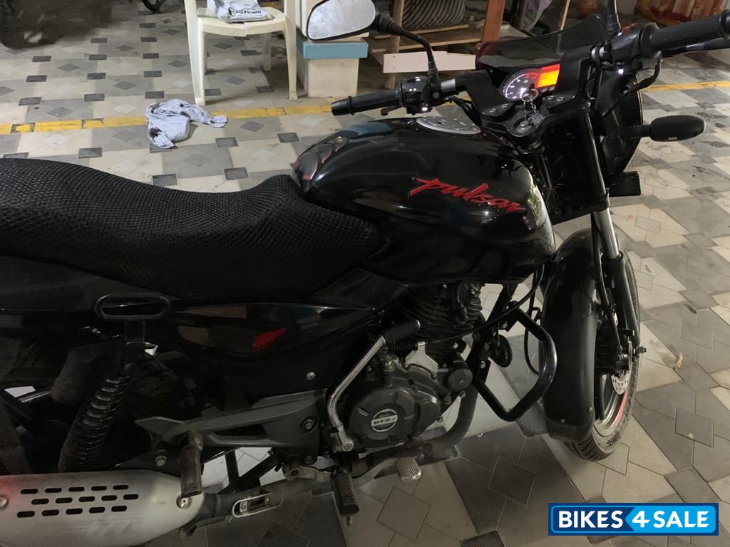 Bajaj Pulsar 150 Neon Bajaj Pulsar 150 Neon