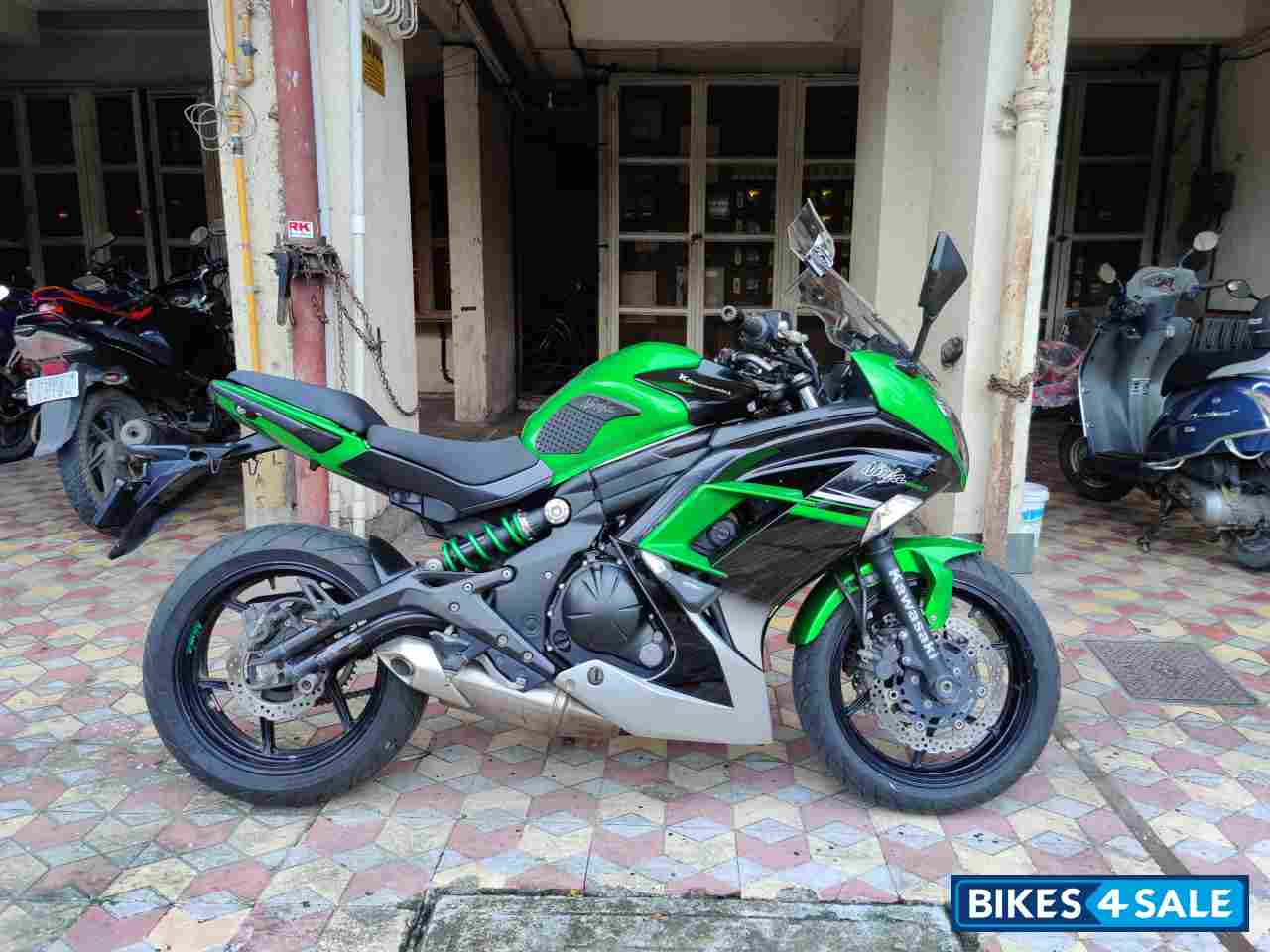 Green Kawasaki Ninja 650R