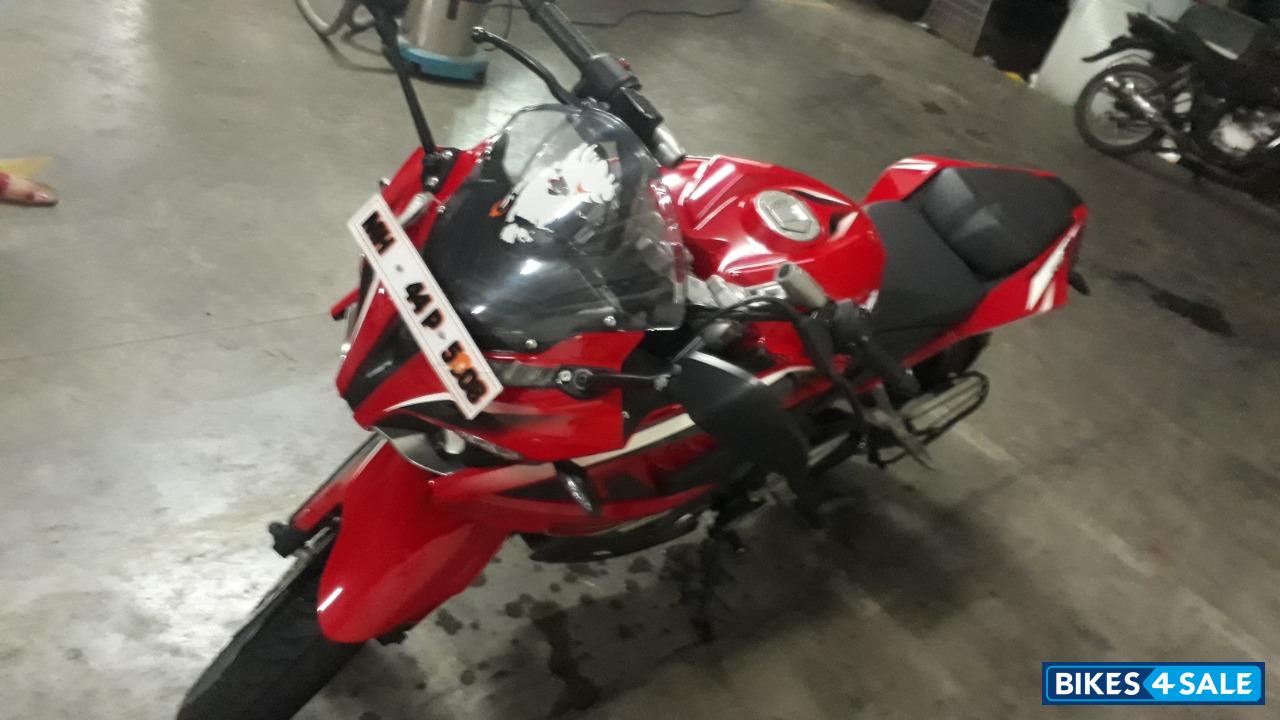 Bajaj Pulsar RS 200 Bajaj Pulsar RS 200