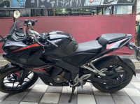 Bajaj Pulsar RS 200 ABS