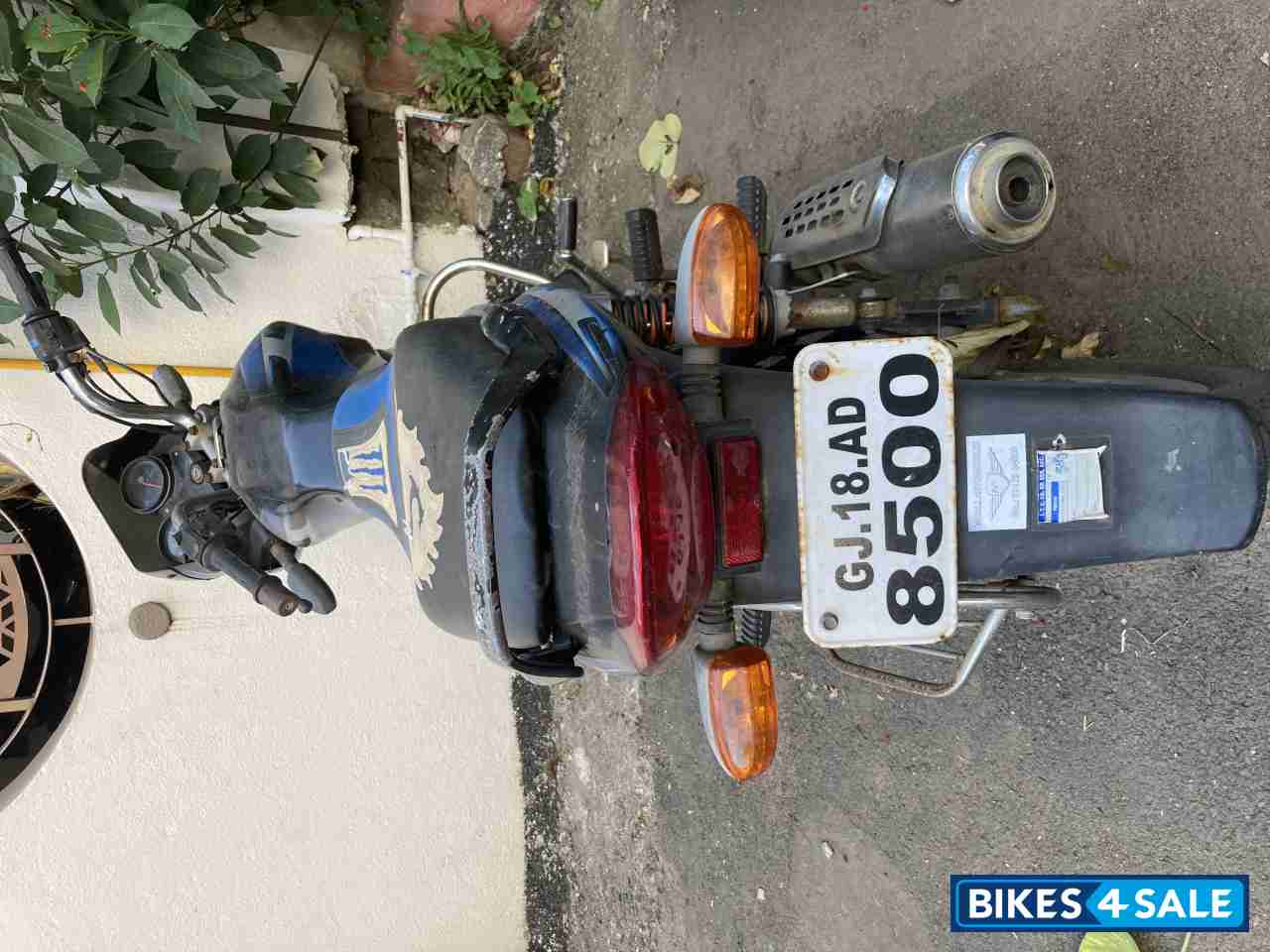 Black & Blue Bajaj Discover 110