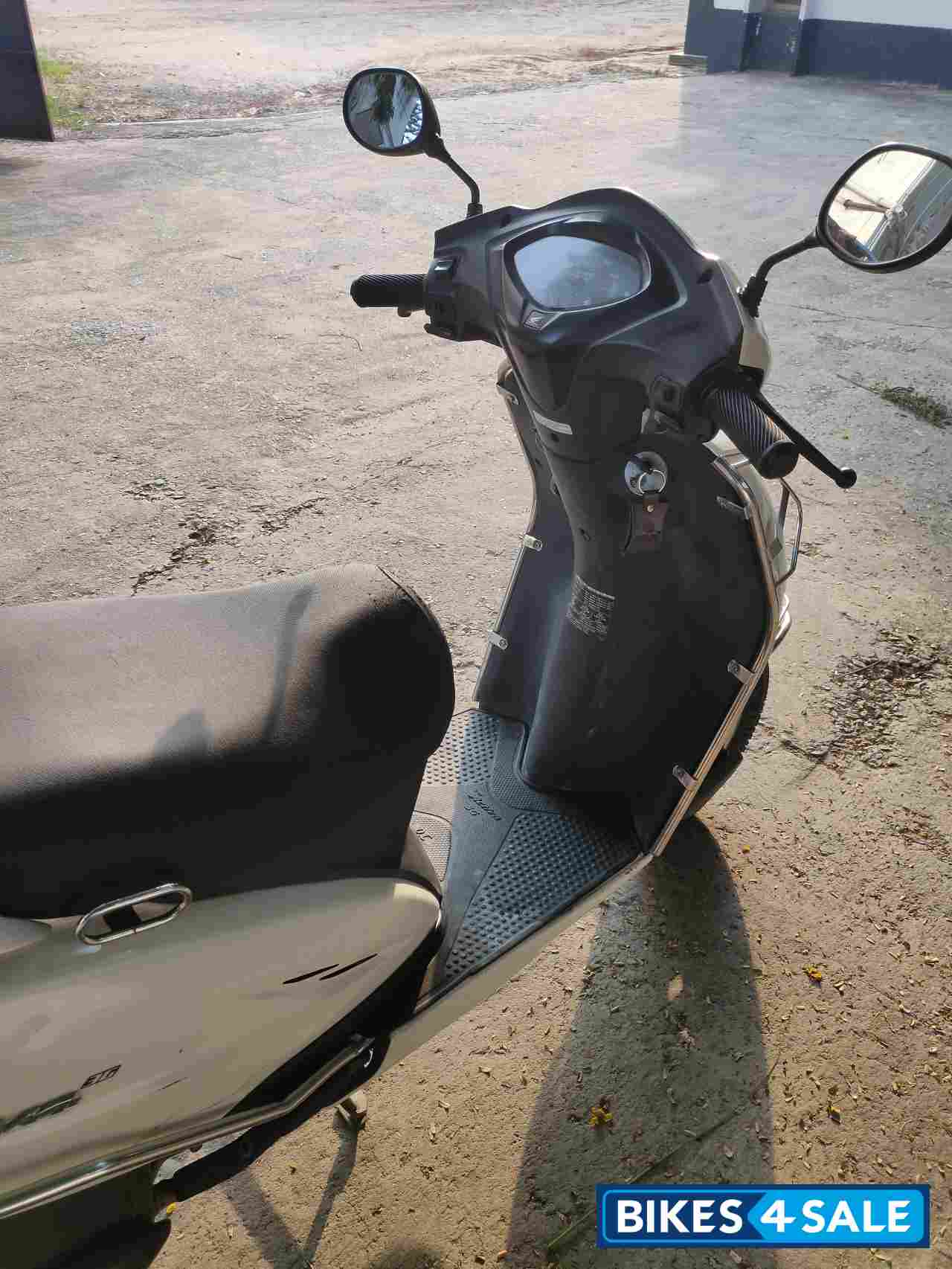 P A White Honda Activa 3G