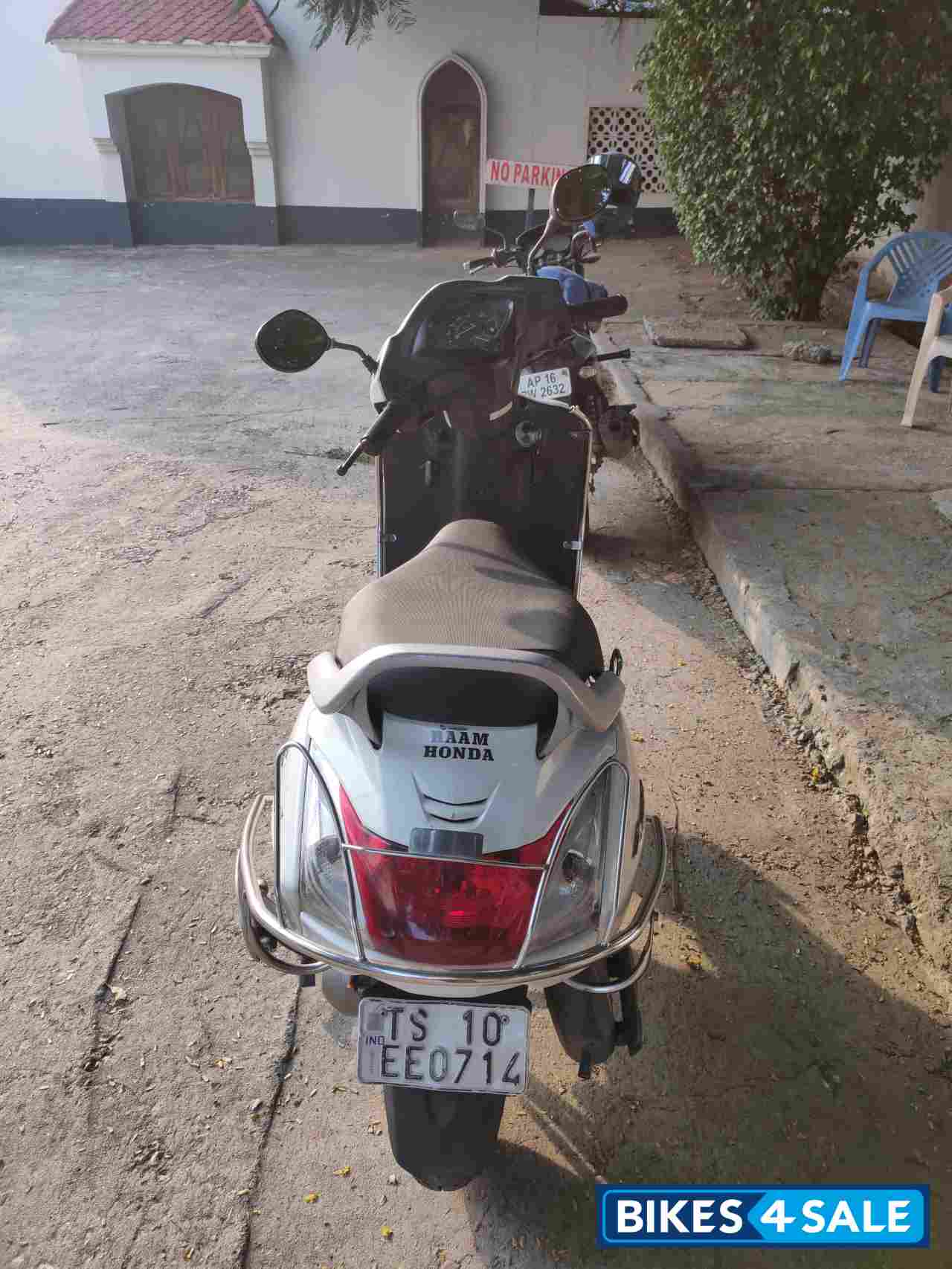 P A White Honda Activa 3G