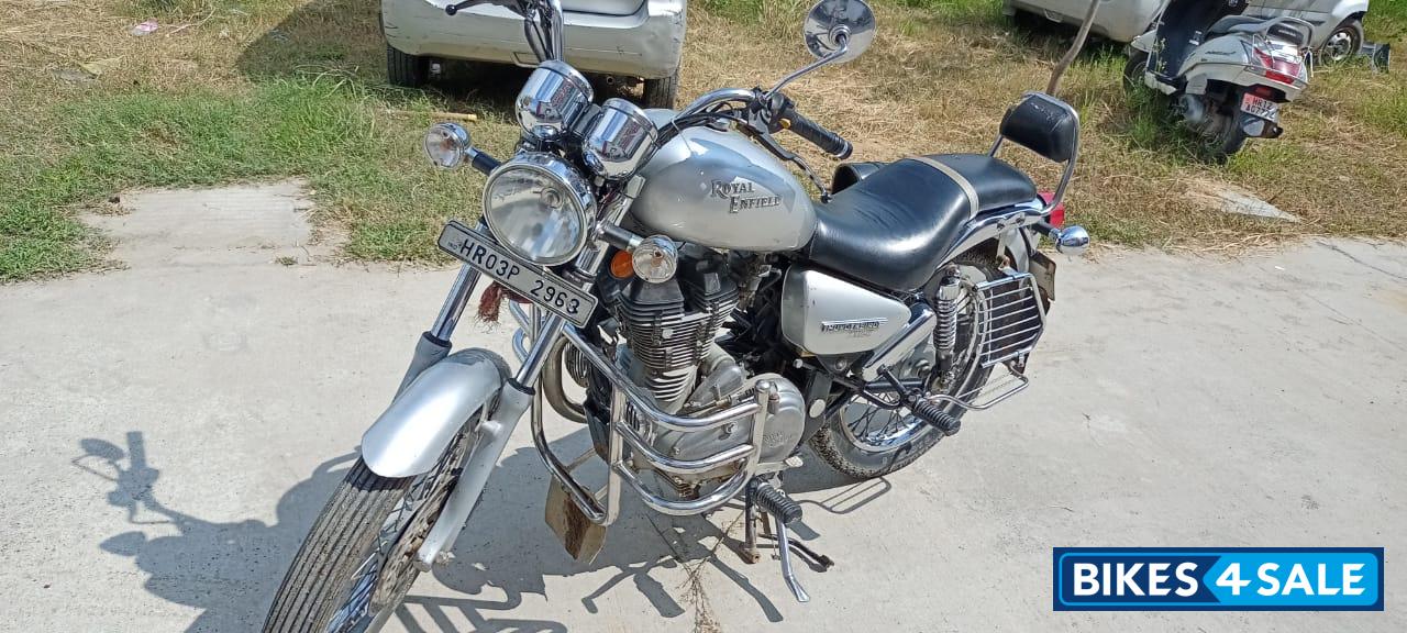 Silver Royal Enfield Thunderbird TwinSpark 350