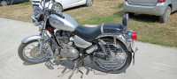 Silver Royal Enfield Thunderbird TwinSpark 350