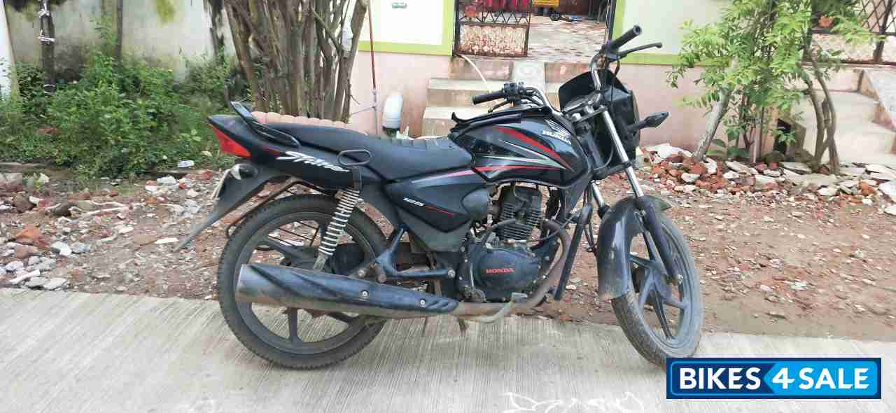 Black And Red Honda Shine Black And Red Honda Shine