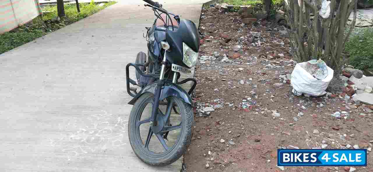 Black And Red Honda Shine Black And Red Honda Shine