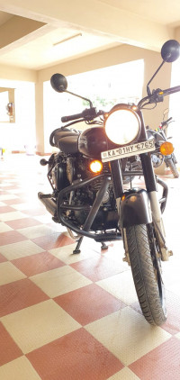 Royal Enfield Classic Stealth Black 2018 Model
