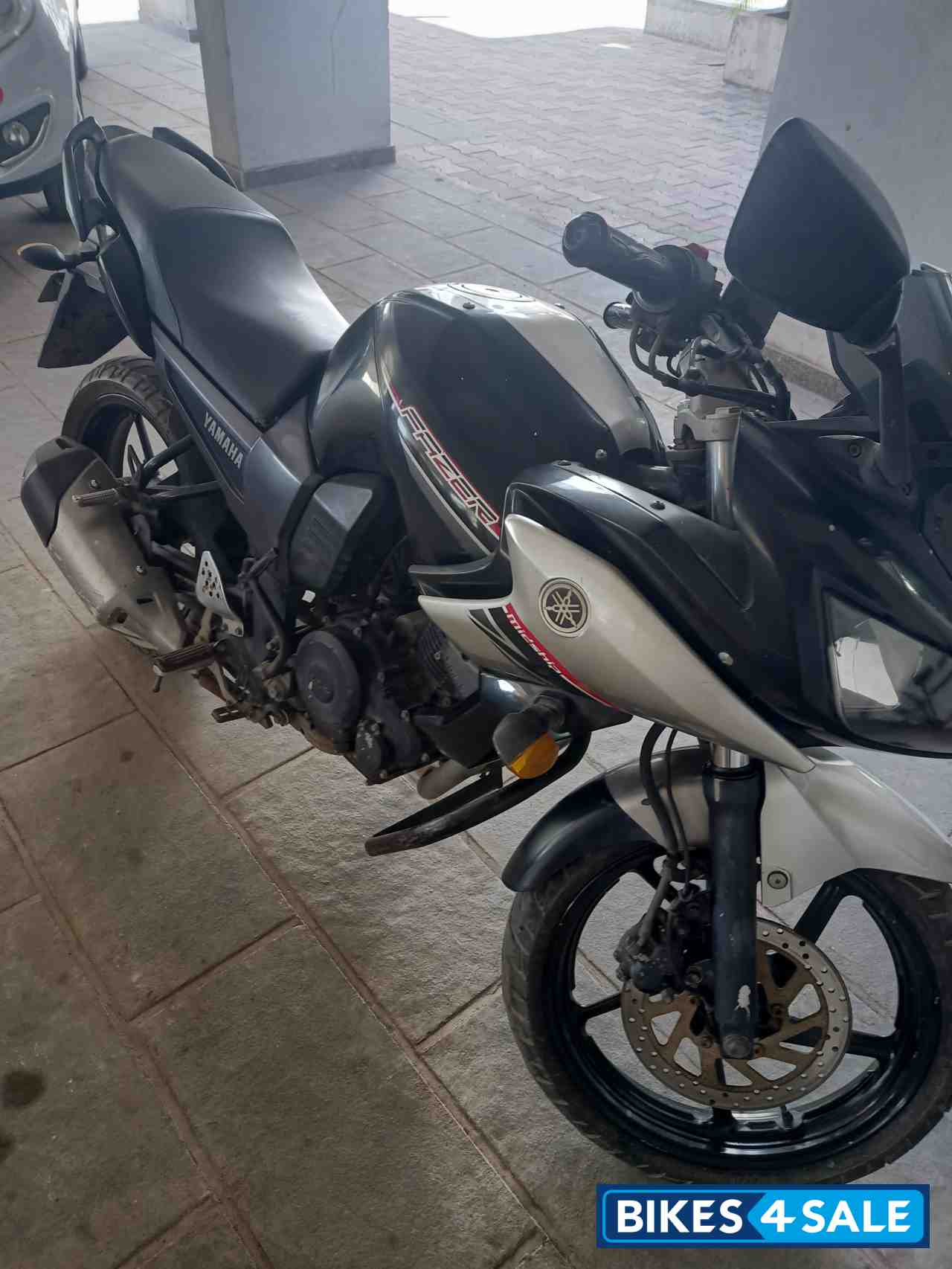 Black Yamaha Fazer