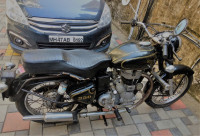 Black Royal Enfield Bullet Standard 350