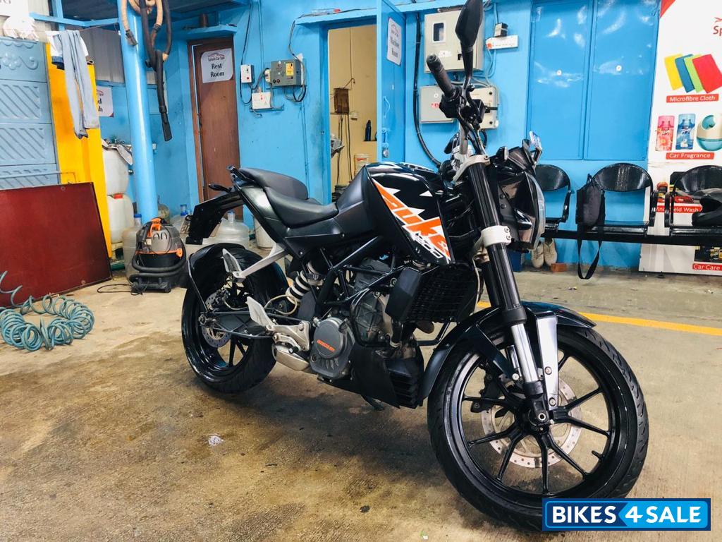 KTM Duke 200