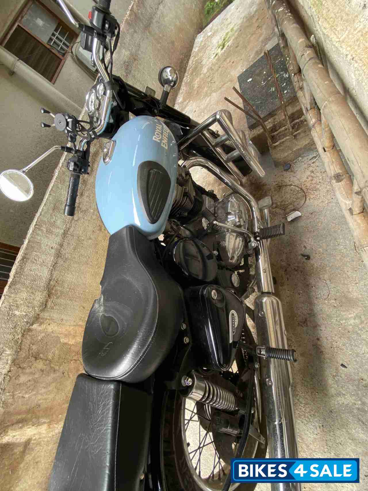 Royal Enfield Classic 350 Redditch Blue Royal Enfield Classic 350 Redditch Blue