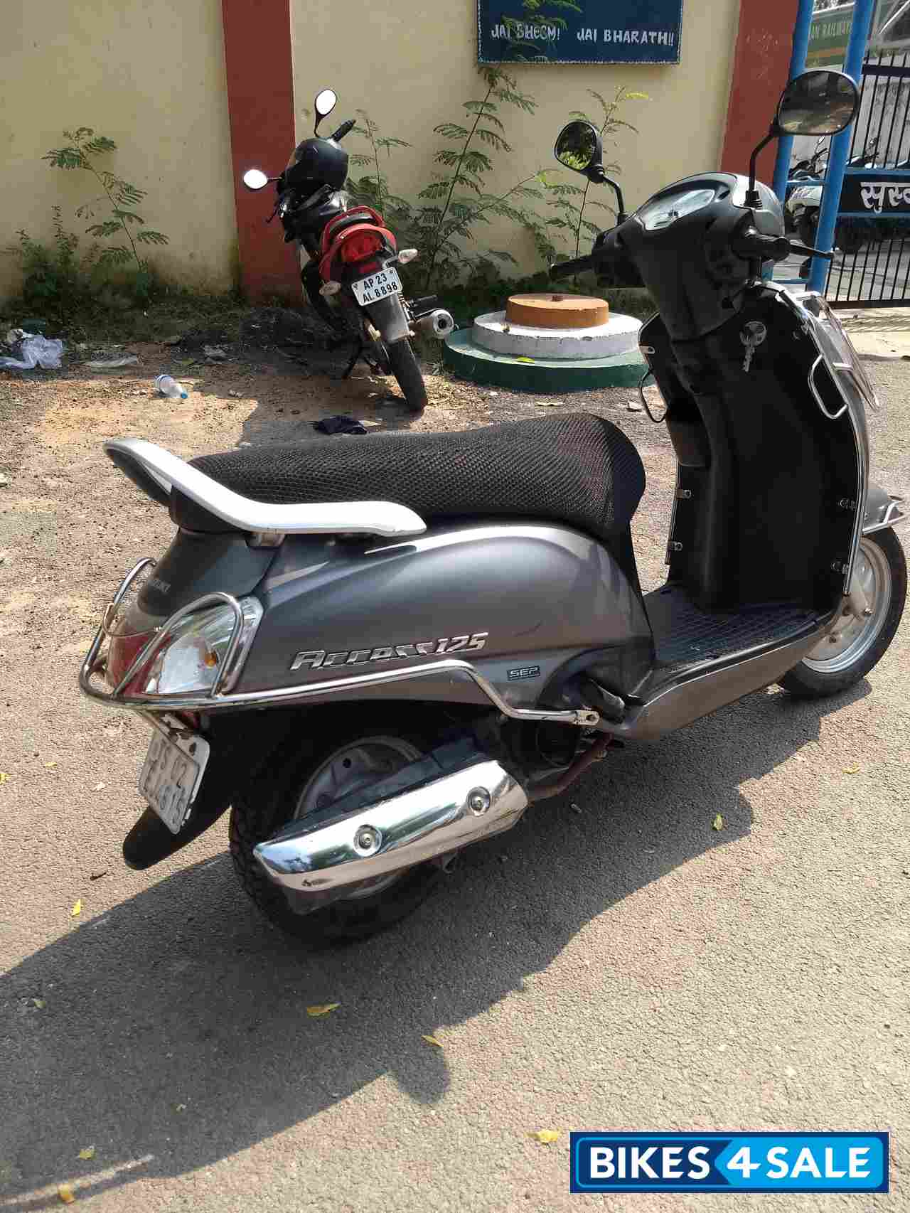 Grey Suzuki Access 125