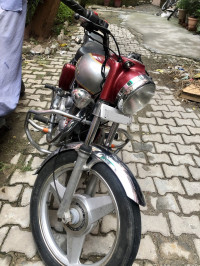 Maroon Royal Enfield Bullet Electra 5S