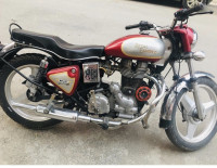 Maroon Royal Enfield Bullet Electra 5S