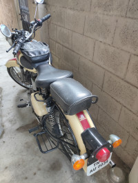 Tan Royal Enfield Classic 500