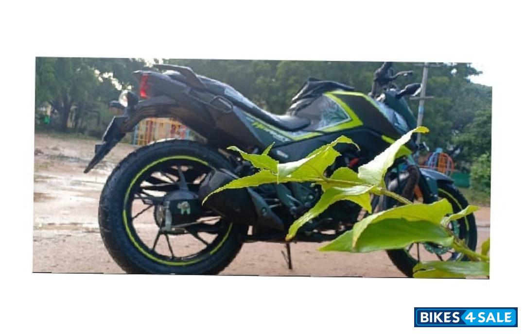 Honda CB Hornet 160R ABS