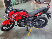 Red And Black Hero Xtreme 200R