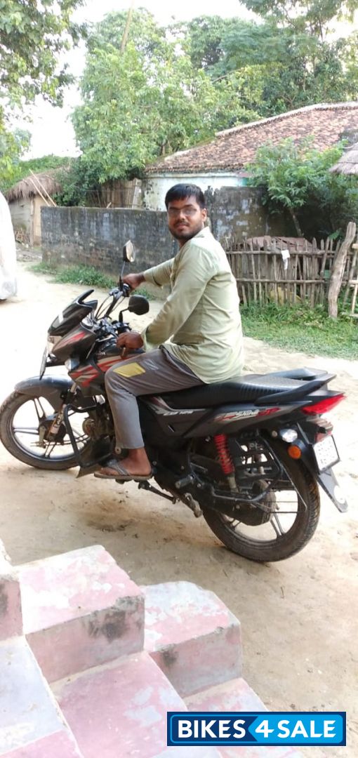 Gray Honda CB Shine SP