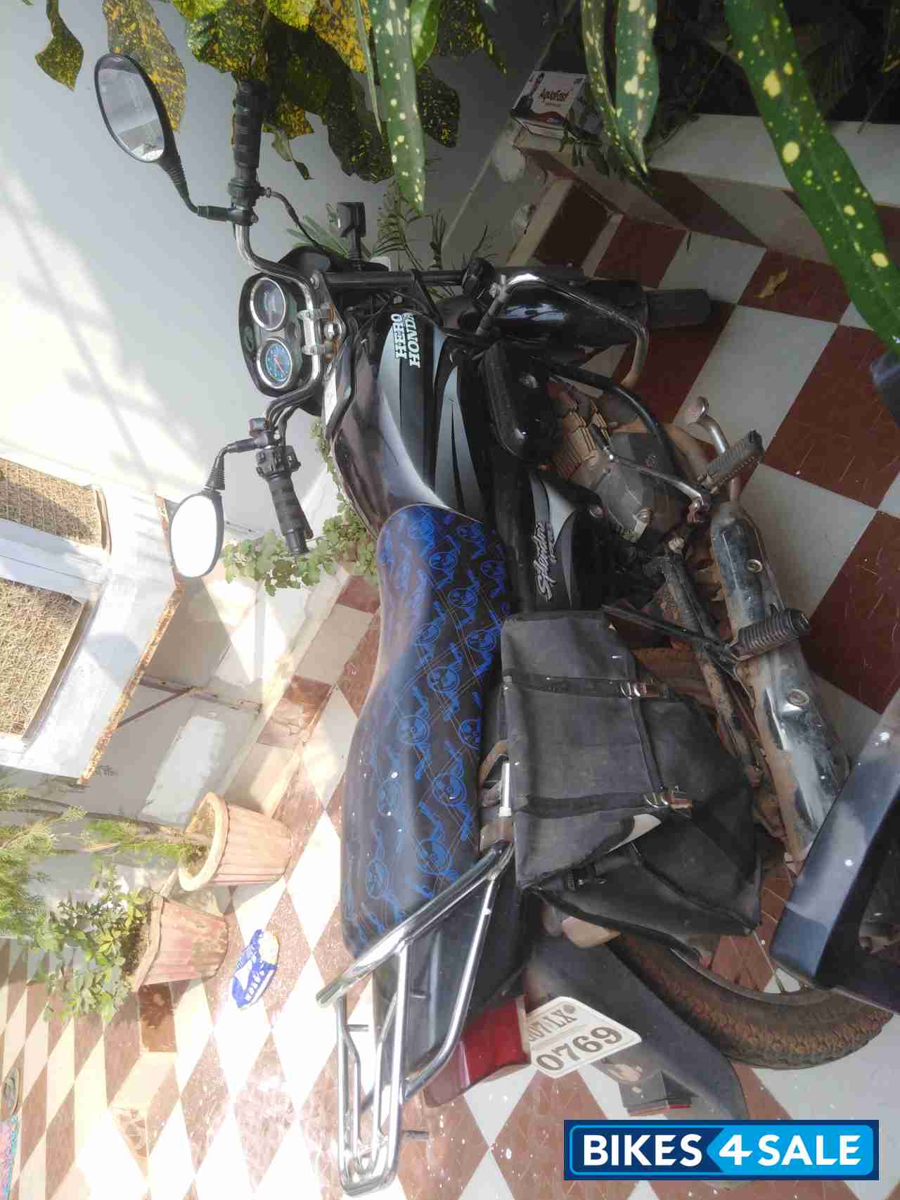 Black Hero Splendor Pro