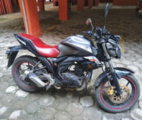 Grey Suzuki Gixxer SP