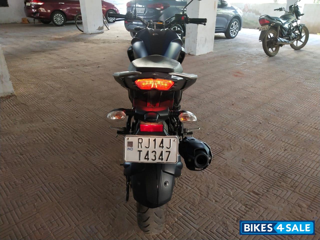 Blue-black Yamaha FZ25