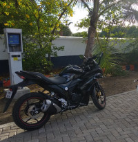 Black Suzuki Gixxer SF Fi