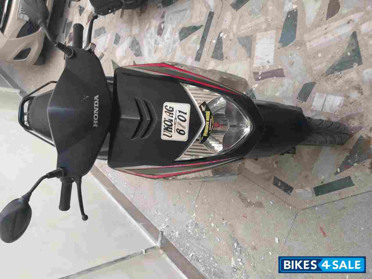 Black Honda Dio