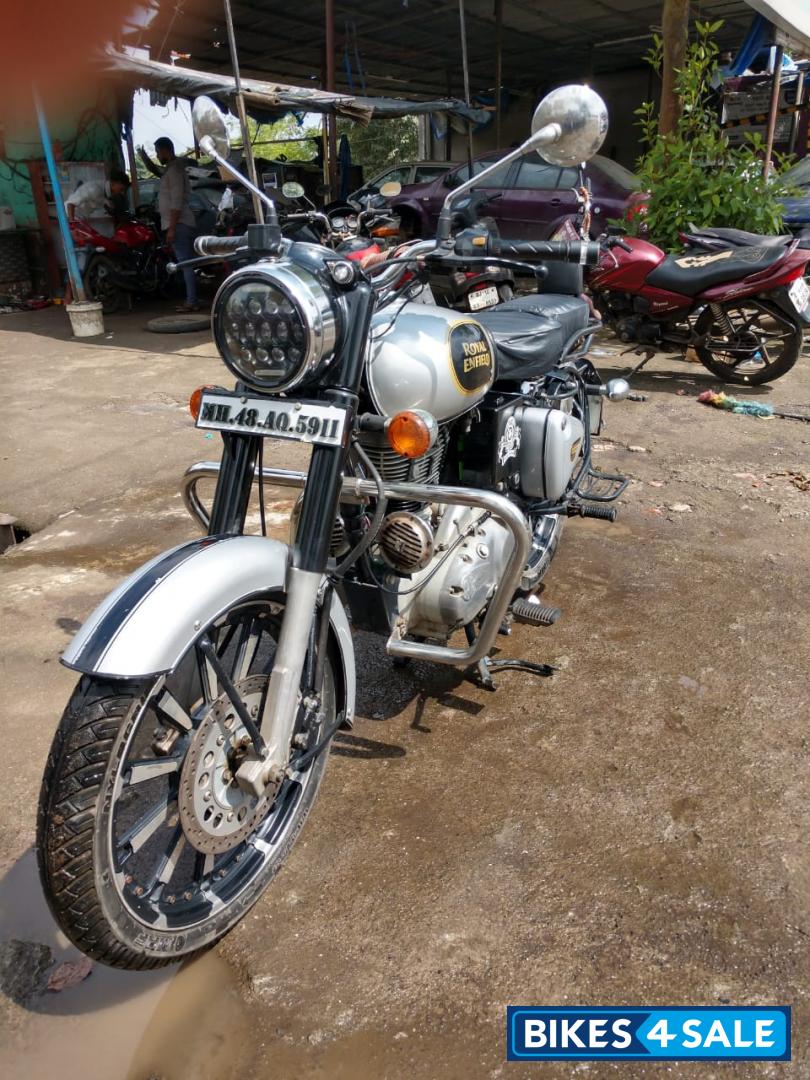 Silver Royal Enfield Classic 350