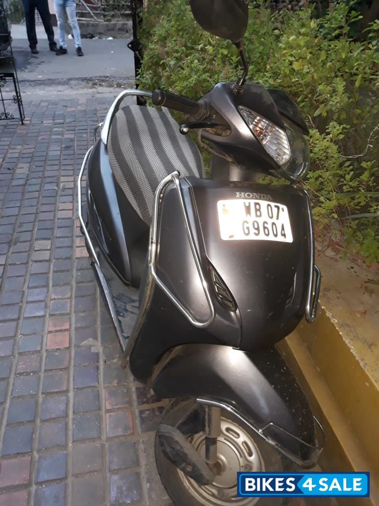 Grey Honda Activa