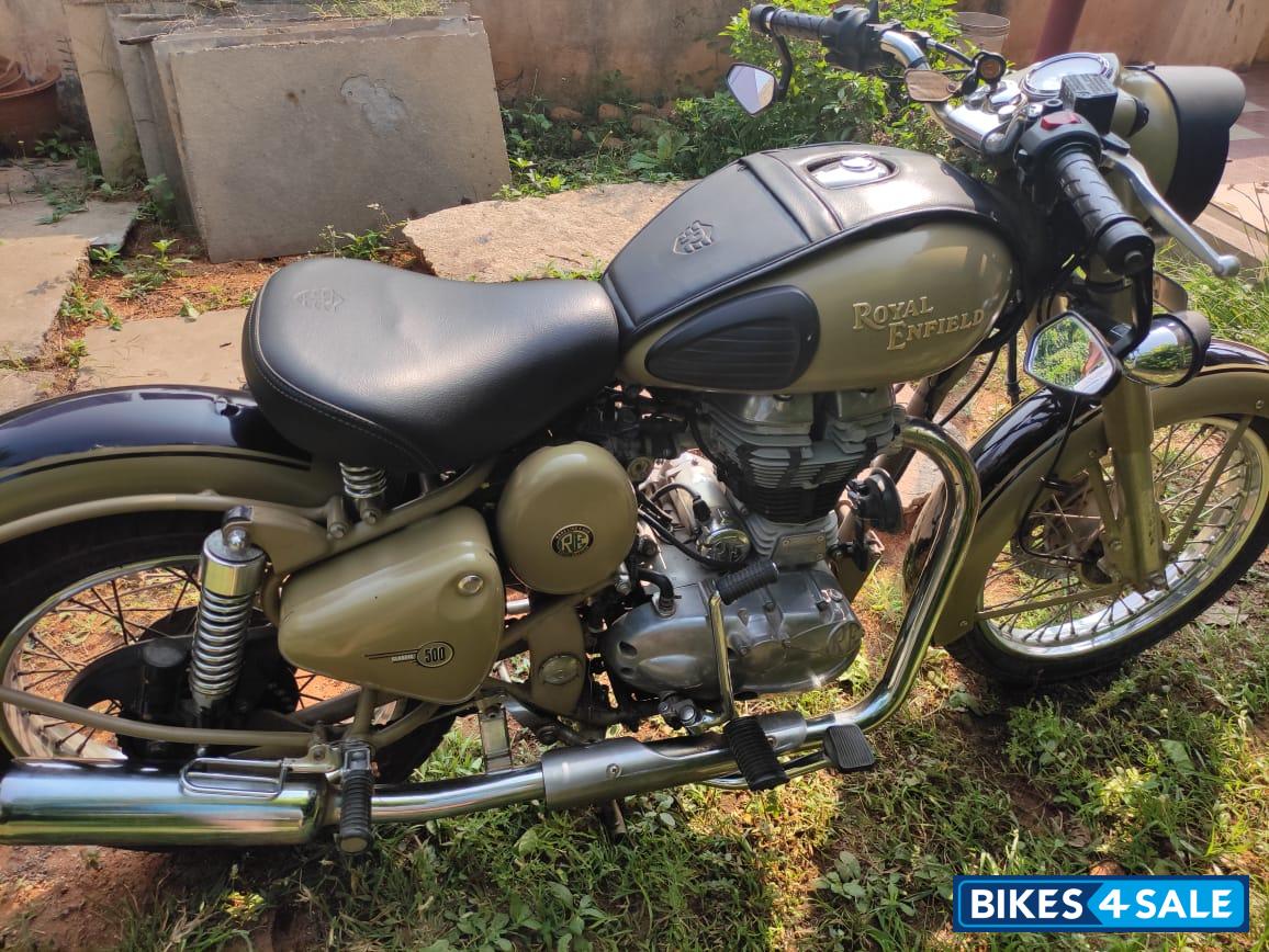 Royal Enfield Classic Desert Storm