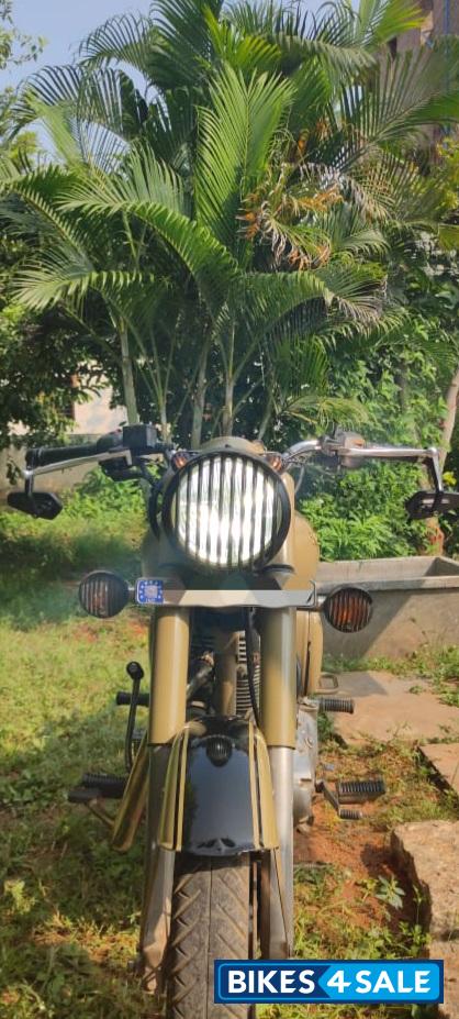 Royal Enfield Classic Desert Storm
