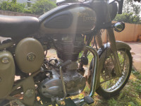 Royal Enfield Classic Desert Storm