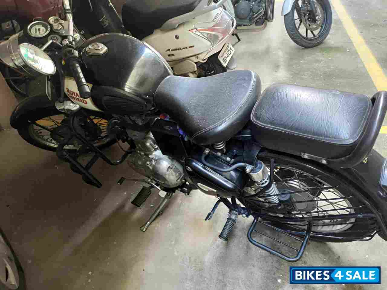 Royal Enfield Classic 350 Royal Enfield Classic 350