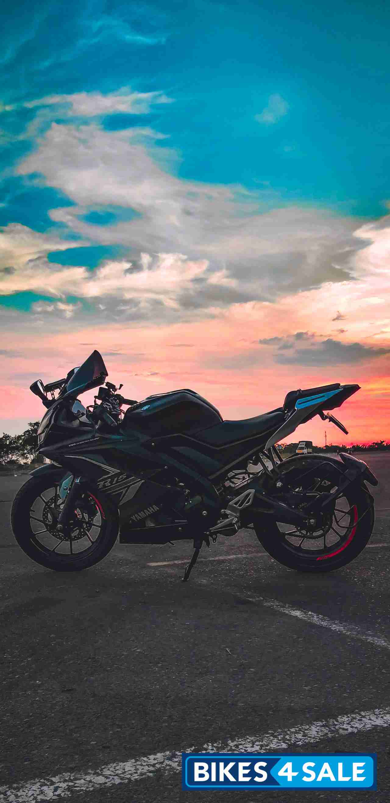 Darknight (black) Yamaha YZF R15 V3 BS6