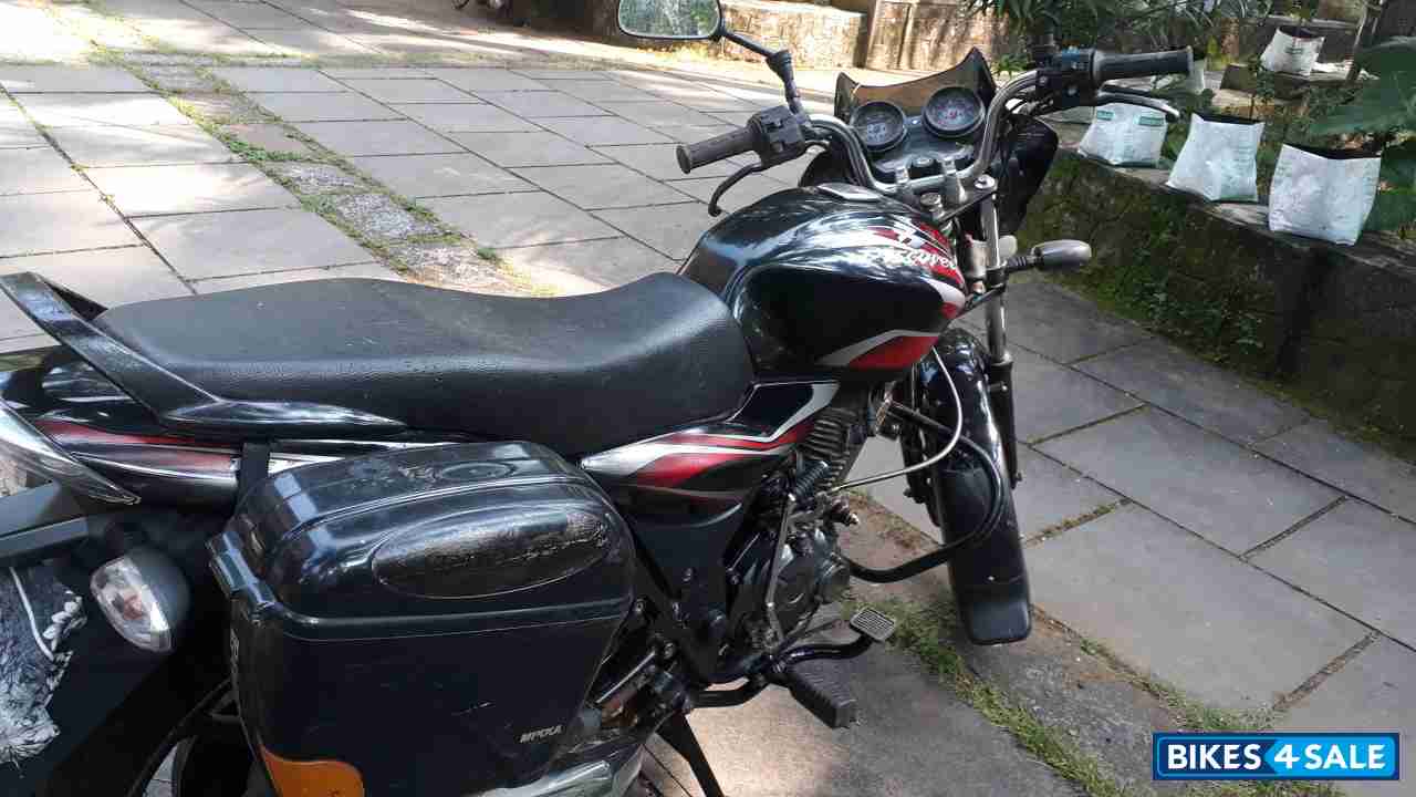 Black Bajaj Discover 100