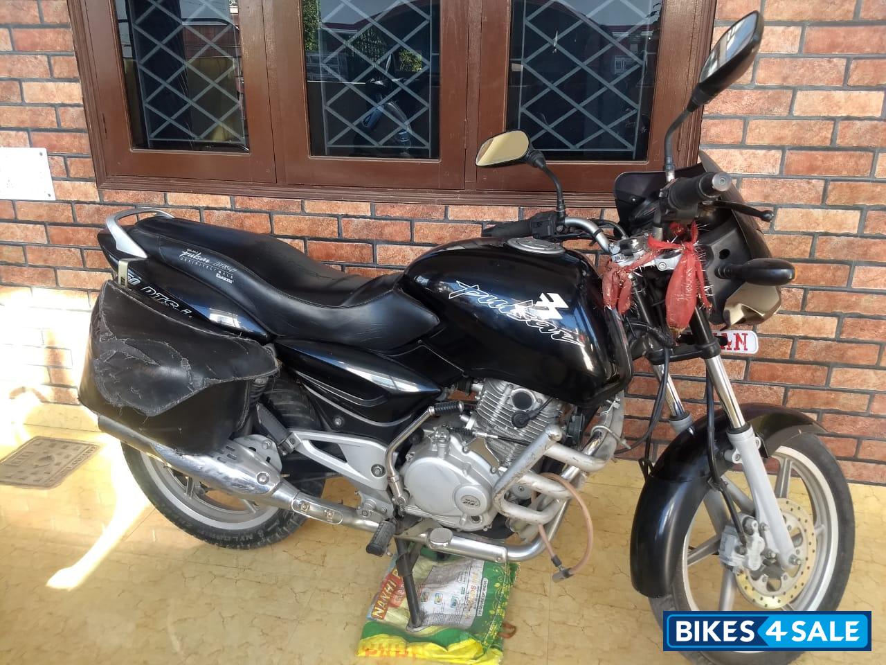 Black Bajaj Pulsar 150 DTSi